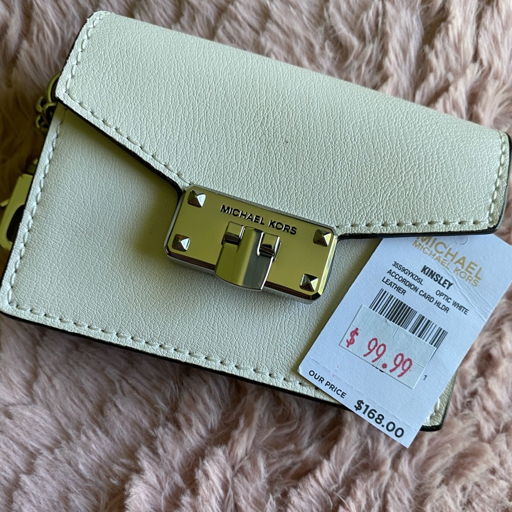 Michael korrs wallet